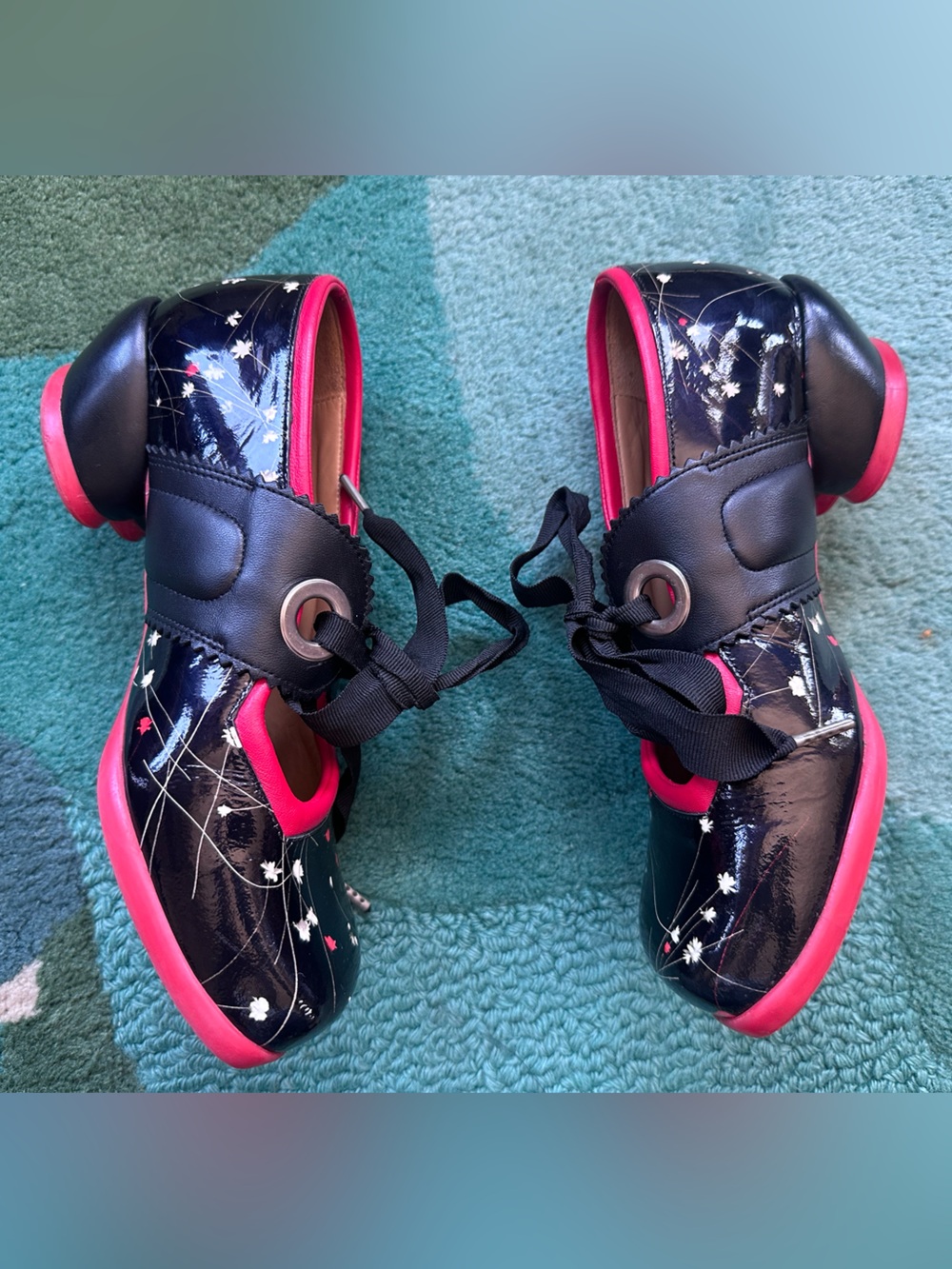 Fluevog EXCELLENT Choice Adele black patent floral MJ w/ heart heels-8 (fit 7.5) - Picture 7 of 16